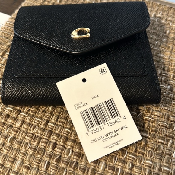 NWT Coach Wyn Small Wallet - Picture 12 of 13